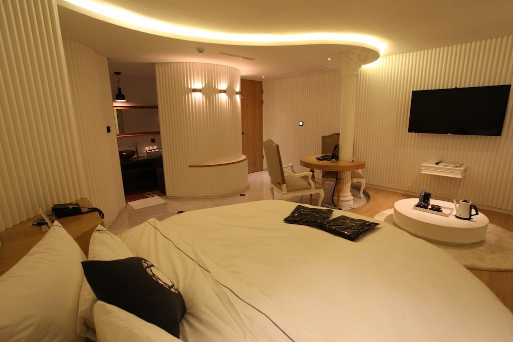 Hotel Cullinan Wangsimni Seoul Bagian luar foto