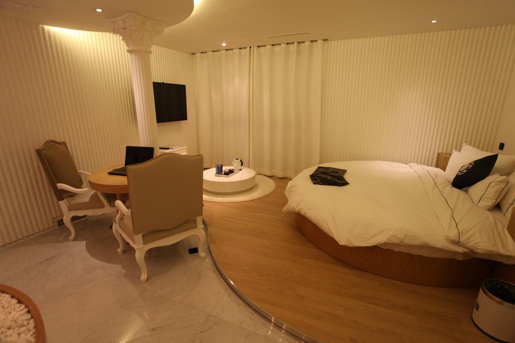 Hotel Cullinan Wangsimni Seoul Bagian luar foto